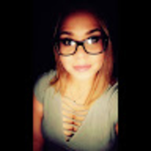 dlauragonz7